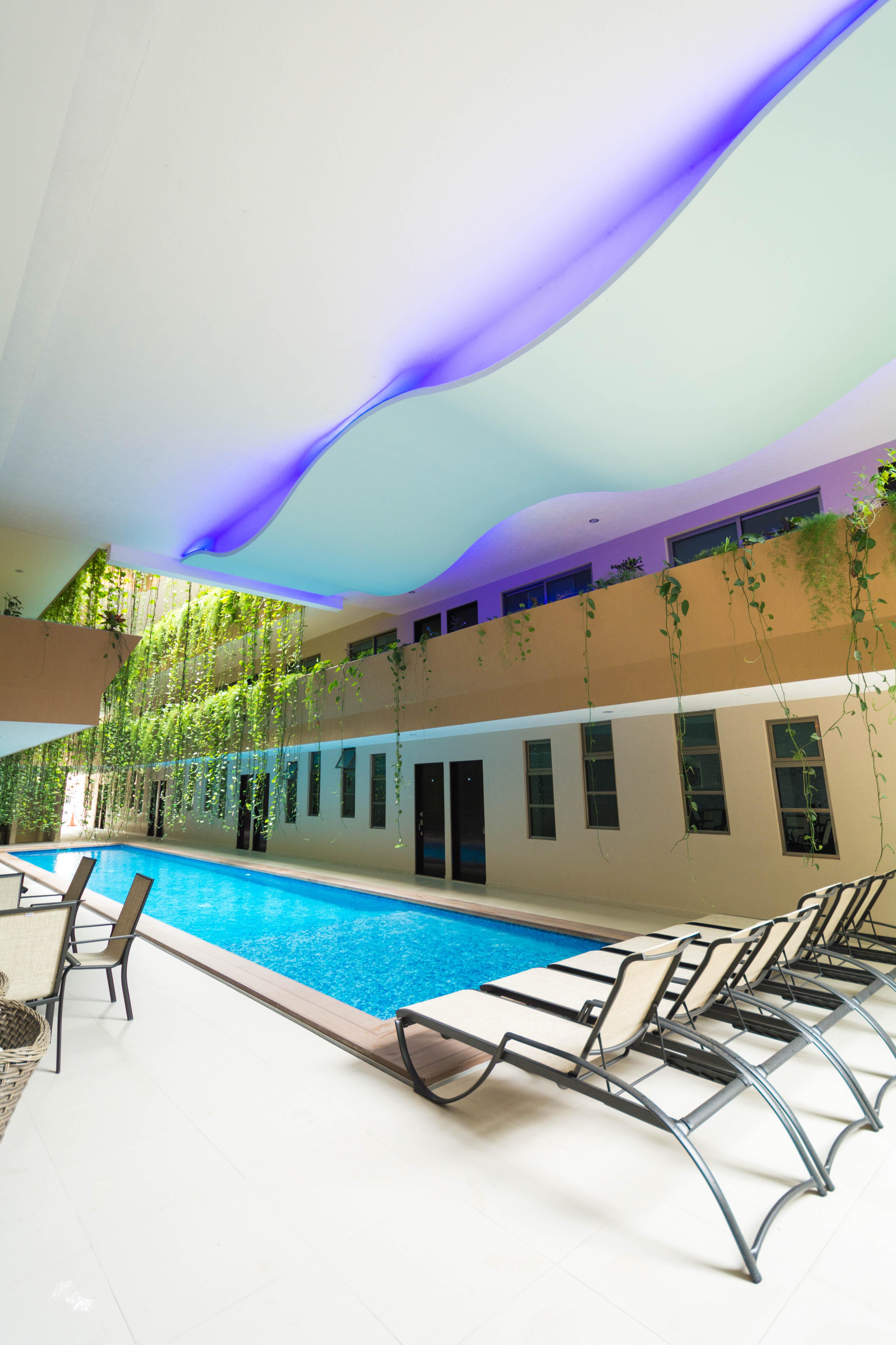 Palmarena Rooms & Residences - Long Stay Comfort With Parking, Sauna, Gym & Pool - Steps From 5Th Avenue Плая-дель-Кармен Экстерьер фото