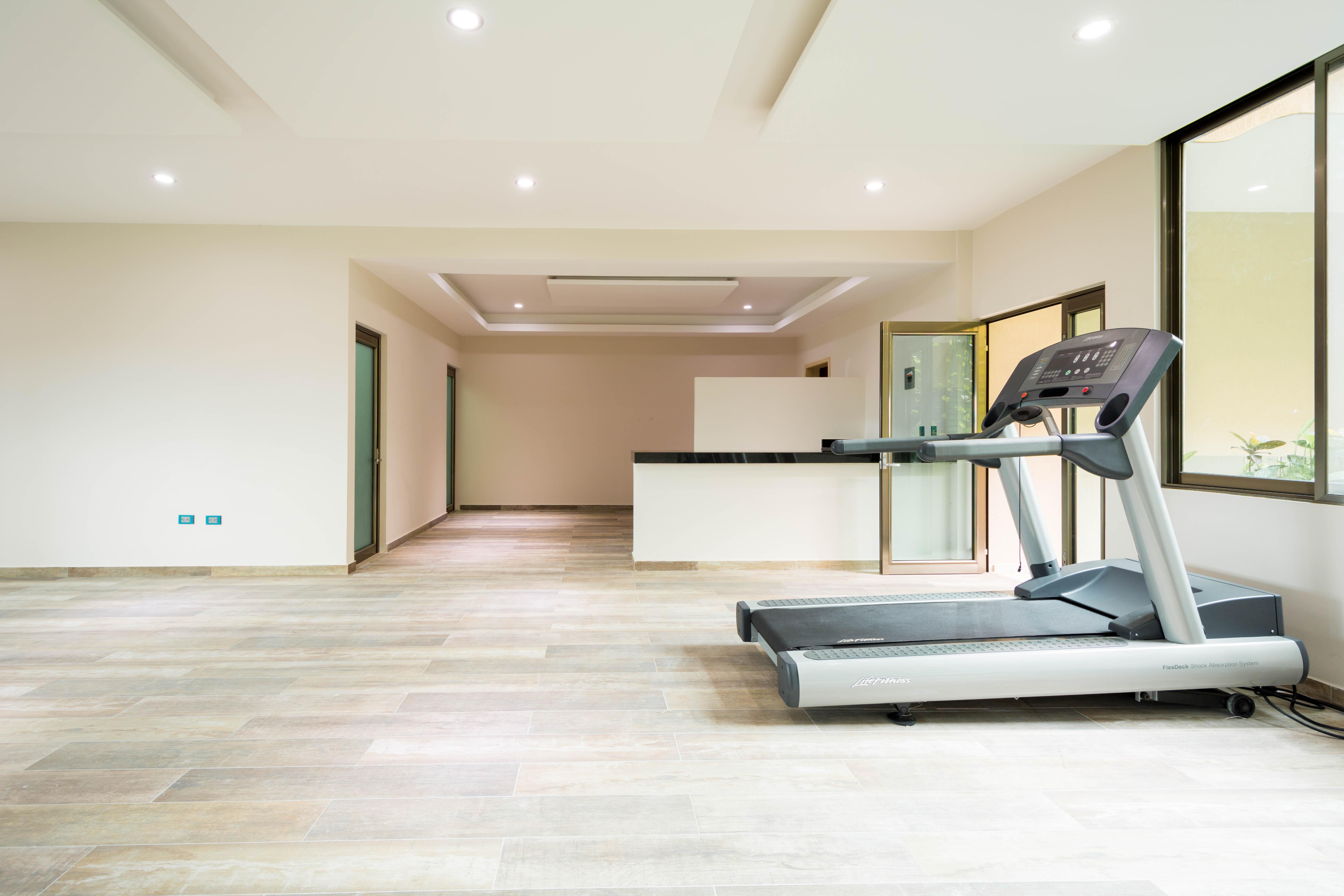 Palmarena Rooms & Residences - Long Stay Comfort With Parking, Sauna, Gym & Pool - Steps From 5Th Avenue Плая-дель-Кармен Экстерьер фото