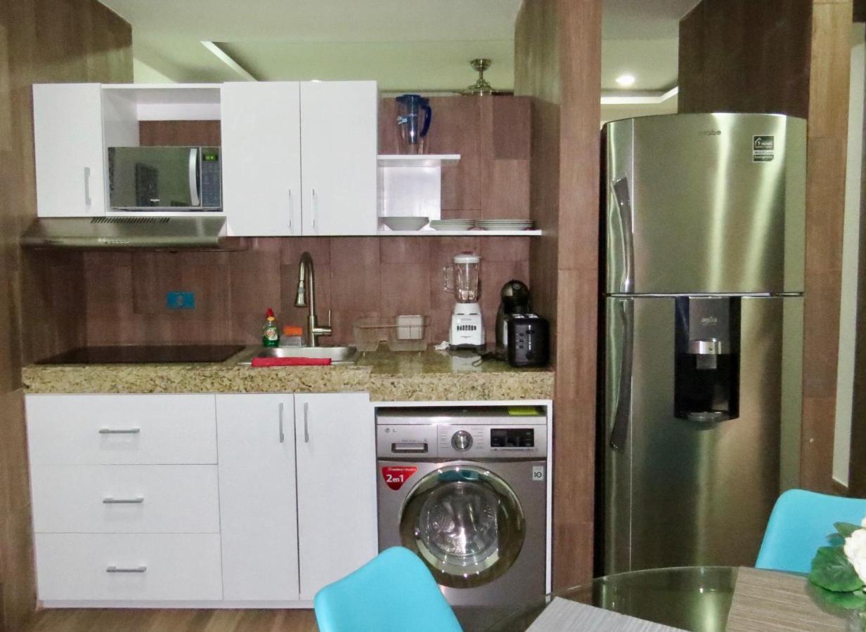 Palmarena Rooms & Residences - Long Stay Comfort With Parking, Sauna, Gym & Pool - Steps From 5Th Avenue Плая-дель-Кармен Экстерьер фото