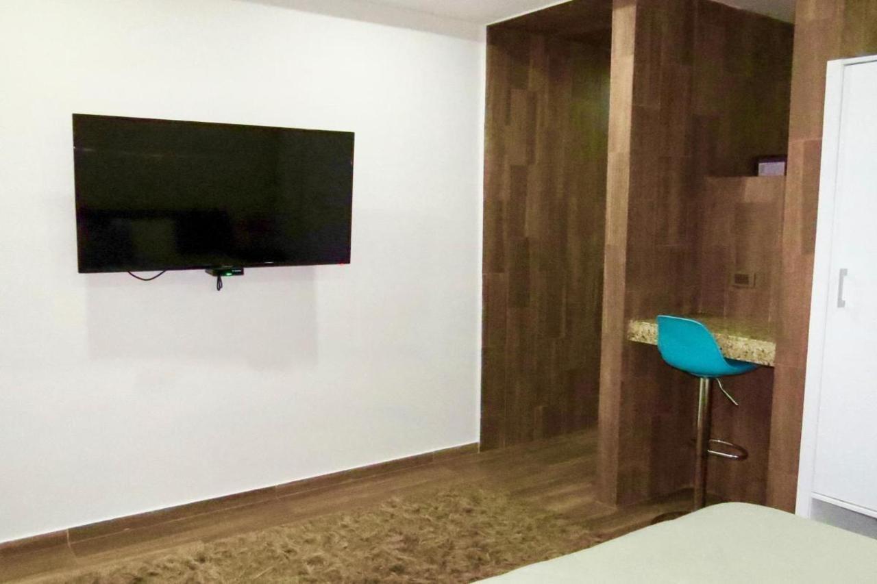 Palmarena Rooms & Residences - Long Stay Comfort With Parking, Sauna, Gym & Pool - Steps From 5Th Avenue Плая-дель-Кармен Экстерьер фото