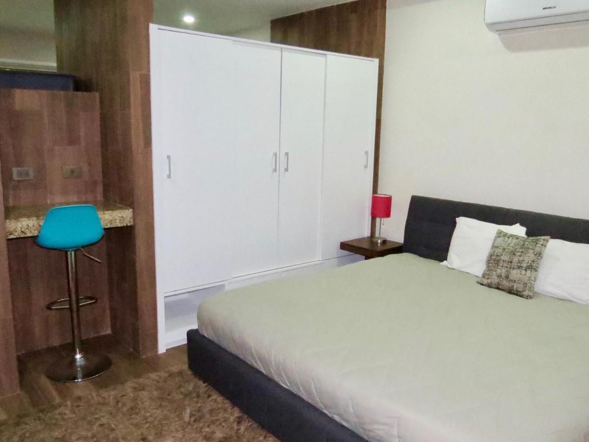 Palmarena Rooms & Residences - Long Stay Comfort With Parking, Sauna, Gym & Pool - Steps From 5Th Avenue Плая-дель-Кармен Экстерьер фото